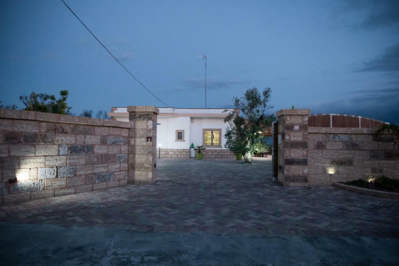 Villetta Mari Con Piscina Esclusiva Nel Salento Capilungo Bagian luar foto